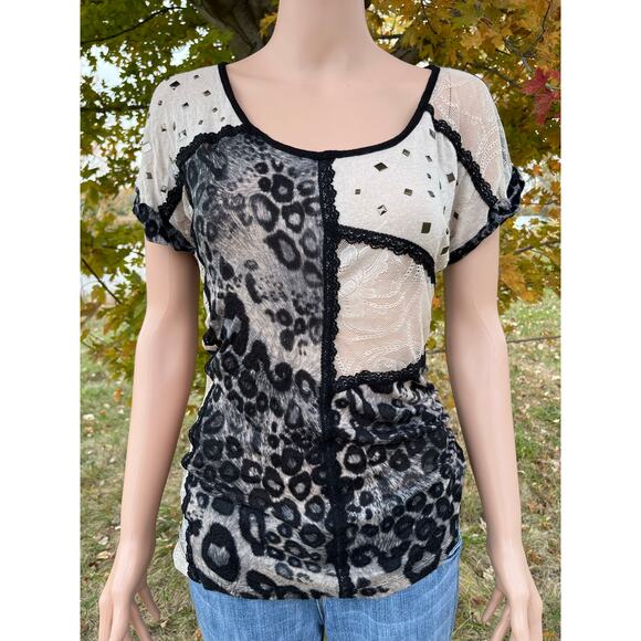 Daytrip Patchwork Lace & Animal Print Top - Picture 1 of 8
